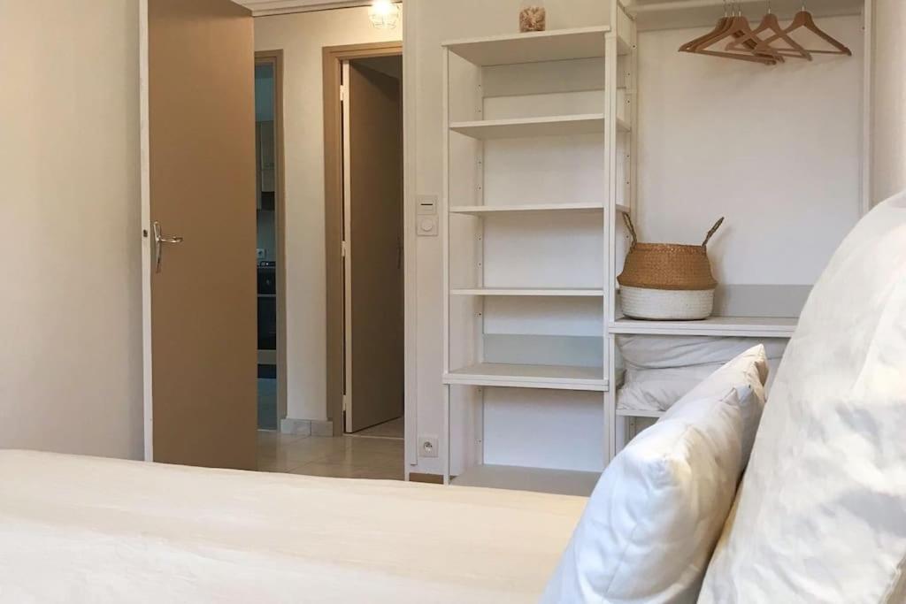Appartement A 2 Pas Du Mont St-Michel ปงตอร์ซง ภายนอก รูปภาพ